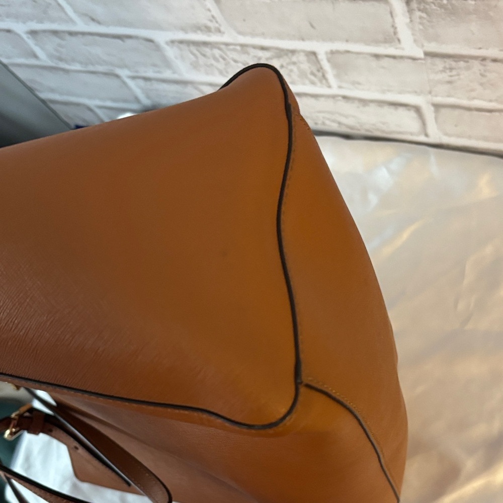 Tory Burch Tan Leather Tote with Laptop Pocket - Picture 5 of 14
